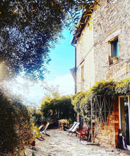 Load image into Gallery viewer, Mumma’s Sugo Goes Italian Immersion Tours 🇮🇹
